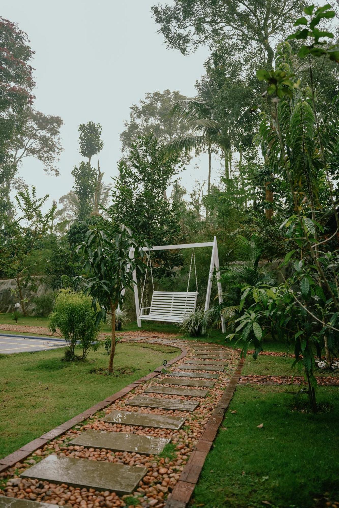 Haze Woods Resort Vaduvanchal Экстерьер фото